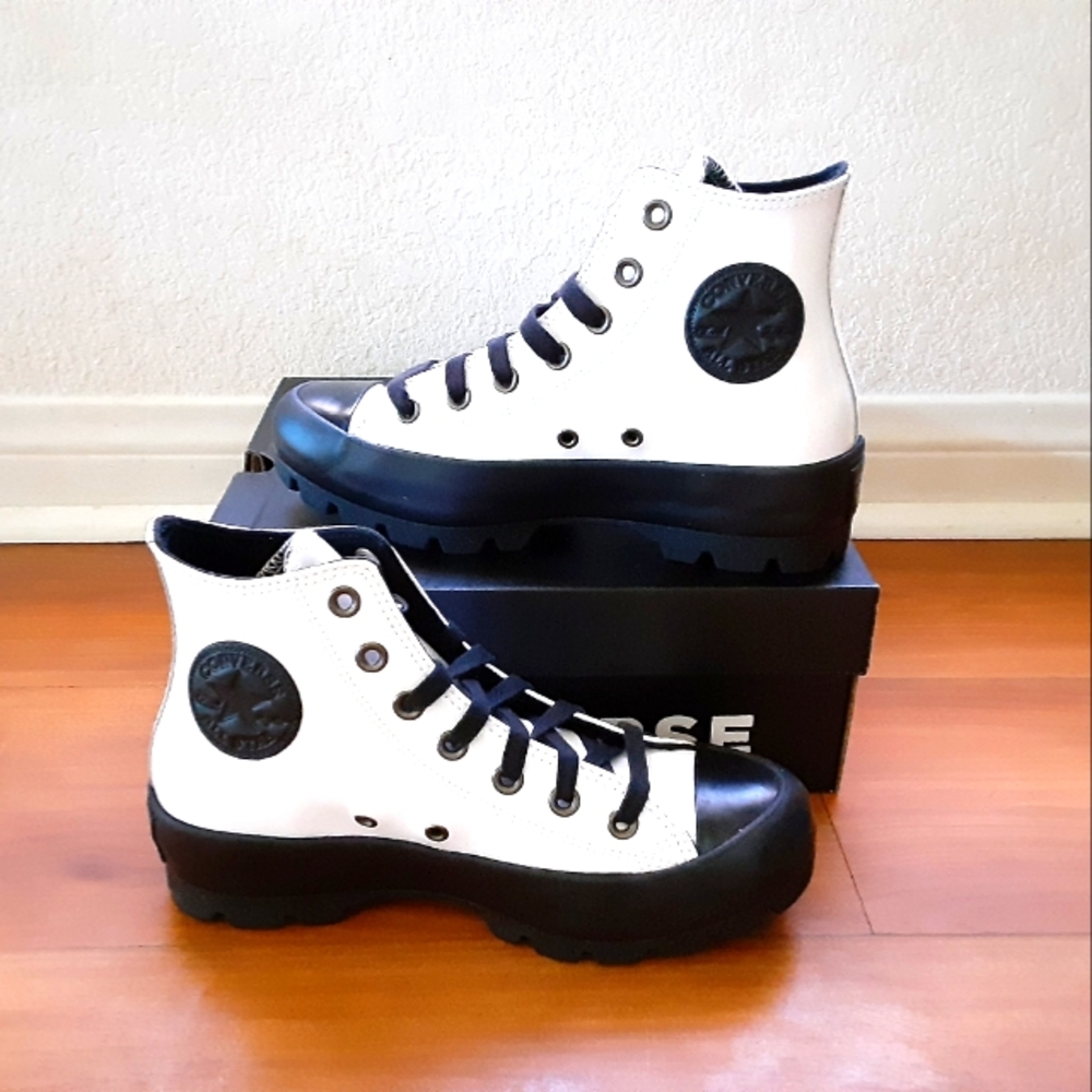 Converse - Picture 2 of 4